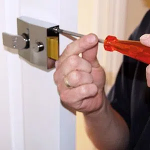 Miami Master Locksmith Miami, FL 305-894-9383 - emergency-unlock